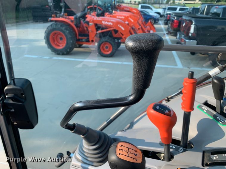 image for item DM7949 2019 Kubota  M4-071D MFWD tractor