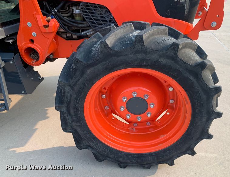 image for item DM7949 2019 Kubota  M4-071D MFWD tractor