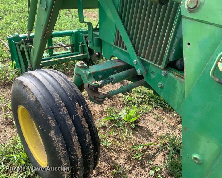 image for item DM7978 1984 John Deere  2350 tractor