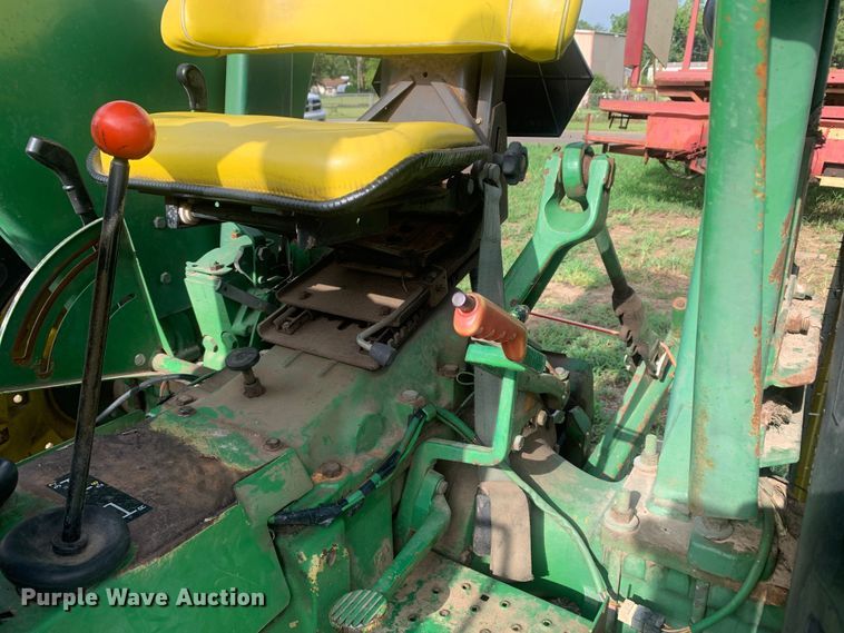 image for item DM7978 1984 John Deere  2350 tractor