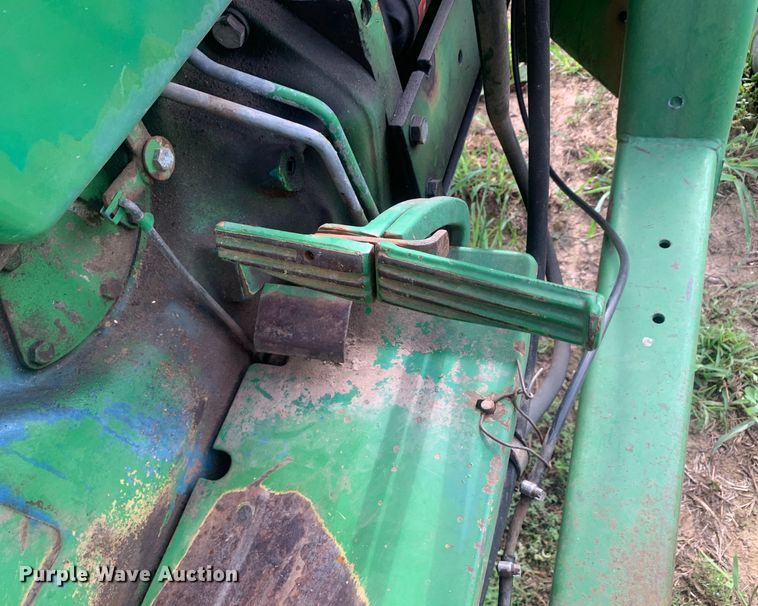image for item DM7978 1984 John Deere  2350 tractor