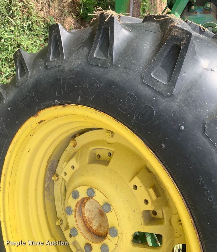 image for item DM7978 1984 John Deere  2350 tractor