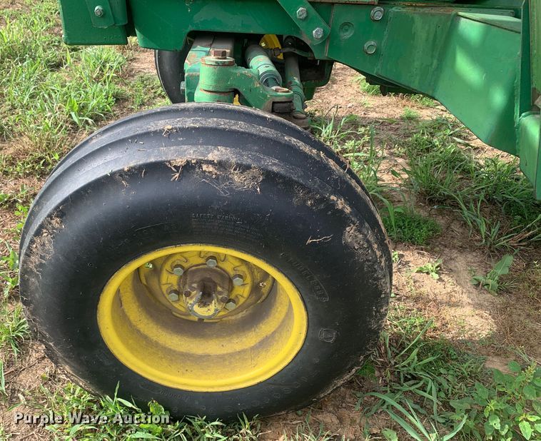 image for item DM7978 1984 John Deere  2350 tractor