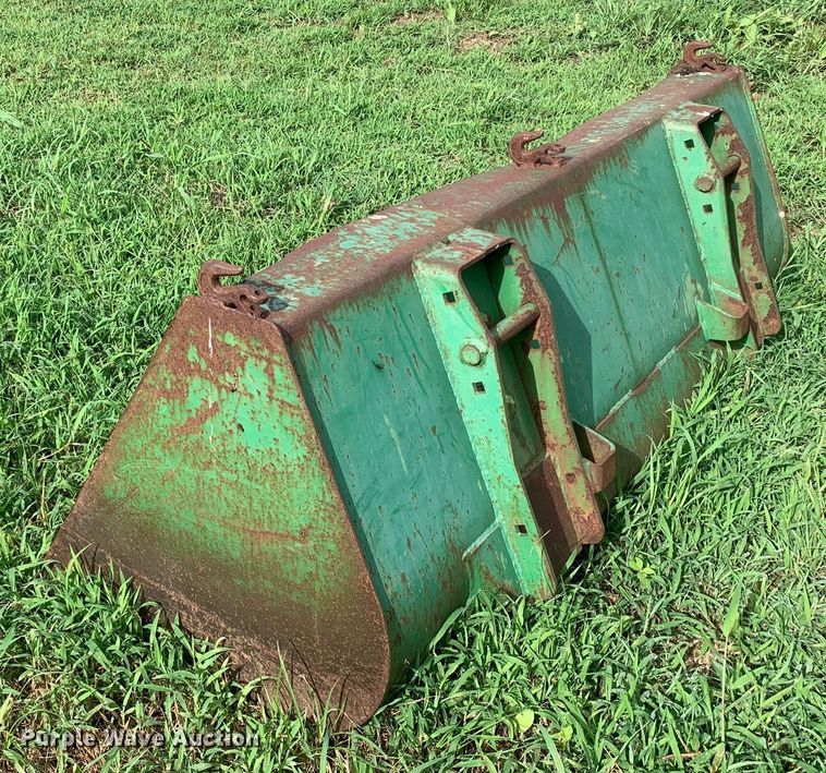 image for item DM7978 1984 John Deere  2350 tractor