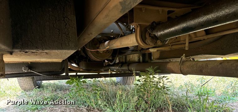 image for item DQ6880 1979 Ford utility / service truck