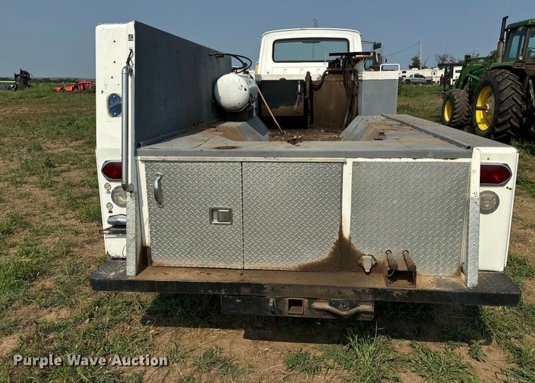 image for item DQ6880 1979 Ford utility / service truck