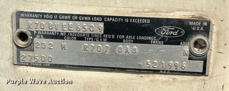 image for item DQ6880 1979 Ford utility / service truck