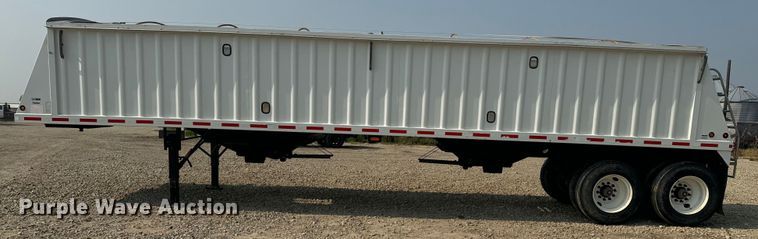 image for item DQ6907 2013 Neville grain trailer