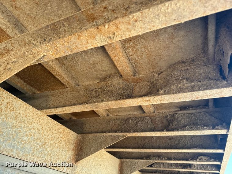 image for item DQ6923 1990 Chevrolet Kodiak C7 grain truck