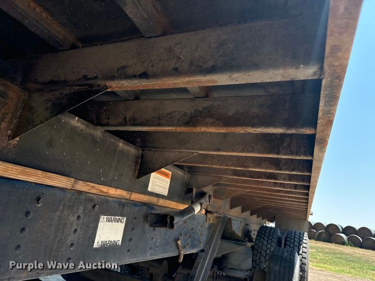 image for item DQ6923 1990 Chevrolet Kodiak C7 grain truck