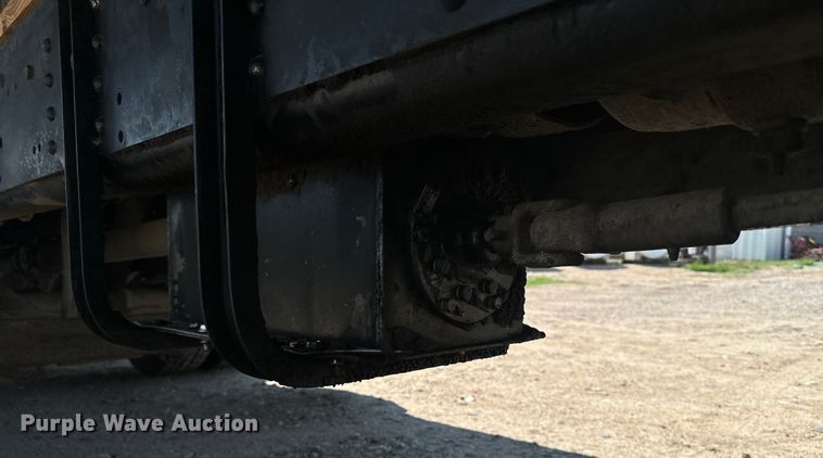 image for item DQ6923 1990 Chevrolet Kodiak C7 grain truck