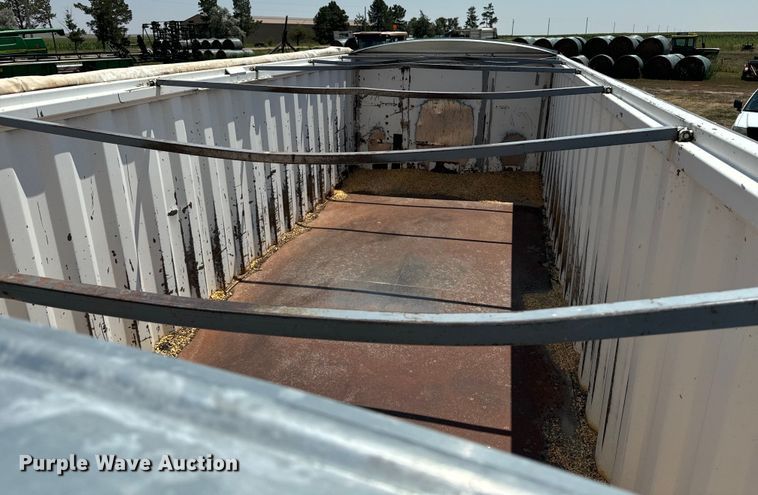 image for item DQ6923 1990 Chevrolet Kodiak C7 grain truck