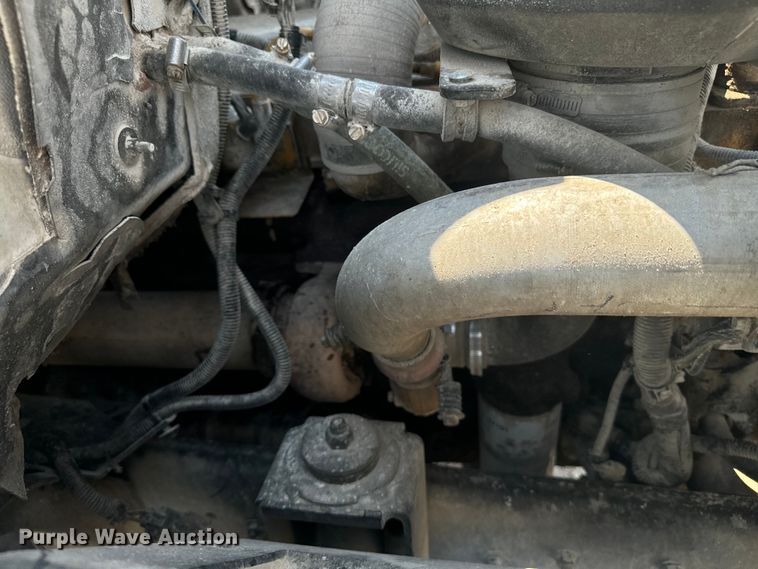 image for item DQ6923 1990 Chevrolet Kodiak C7 grain truck