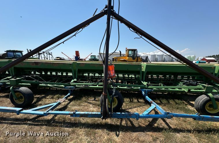 image for item DQ6926 John Deere 9300 grain drill