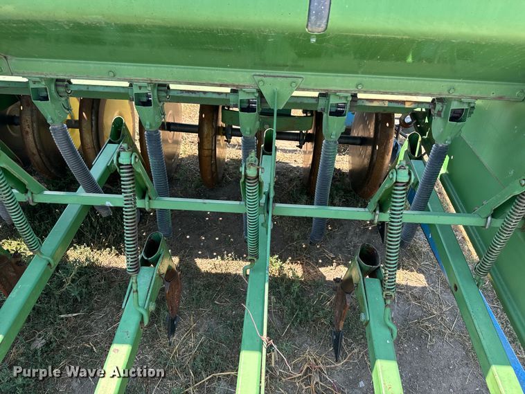 image for item DQ6926 John Deere 9300 grain drill