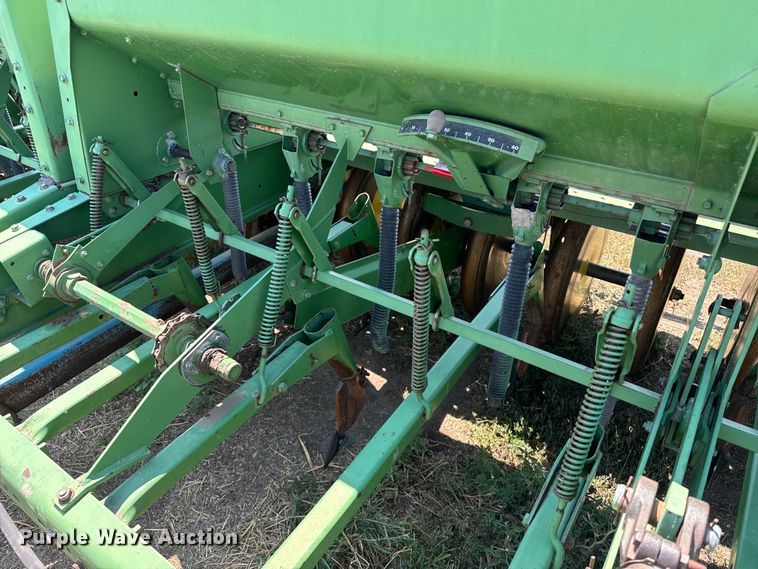 image for item DQ6926 John Deere 9300 grain drill