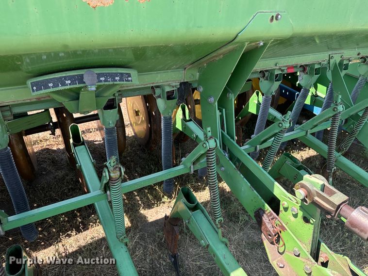 image for item DQ6926 John Deere 9300 grain drill