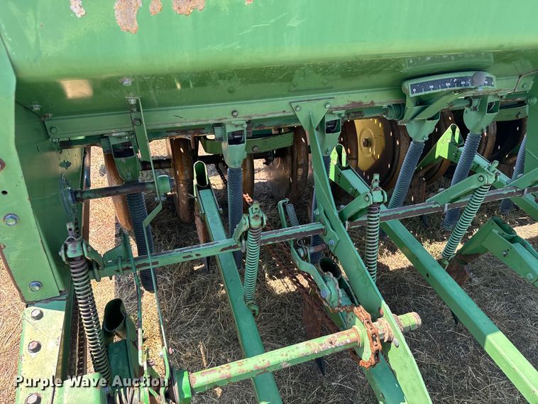 image for item DQ6926 John Deere 9300 grain drill