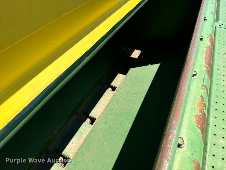 image for item DQ6926 John Deere 9300 grain drill