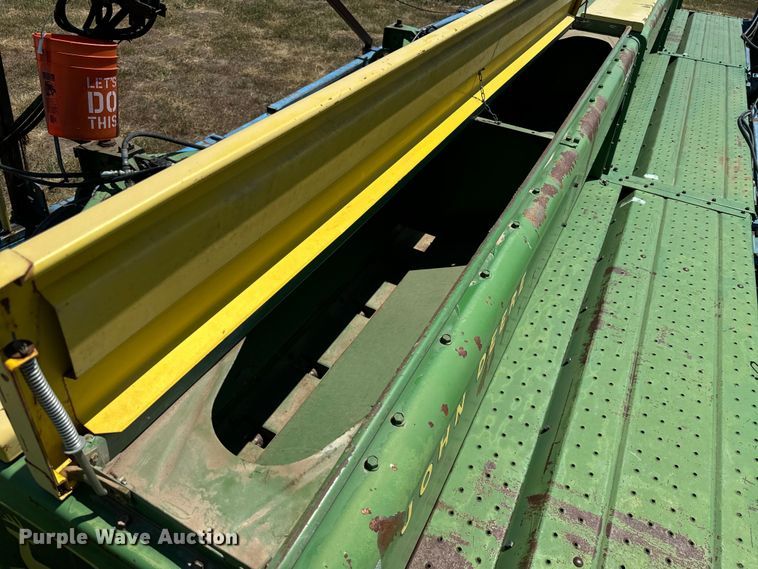 image for item DQ6926 John Deere 9300 grain drill