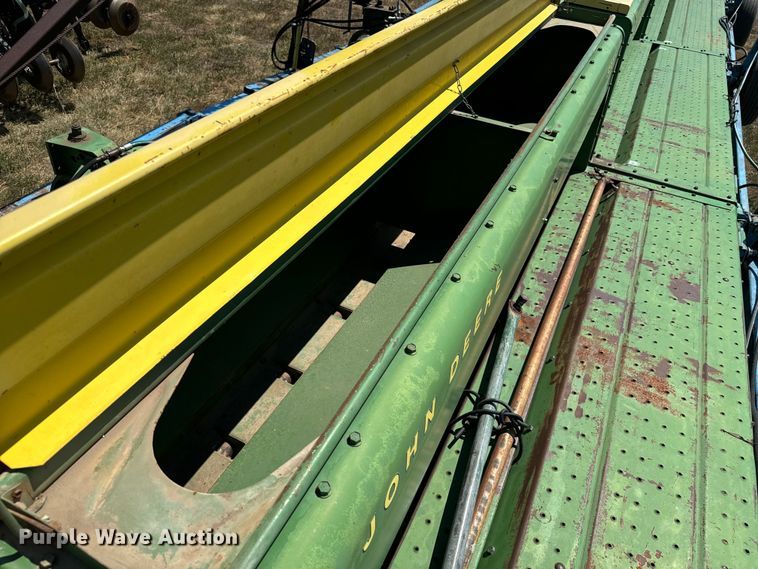 image for item DQ6926 John Deere 9300 grain drill