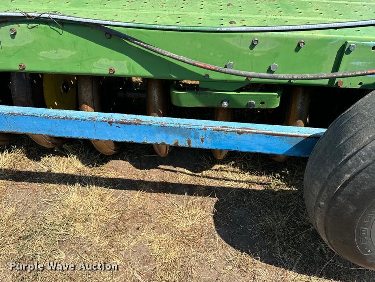 image for item DQ6926 John Deere 9300 grain drill