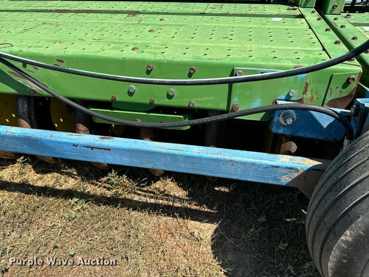 image for item DQ6926 John Deere 9300 grain drill