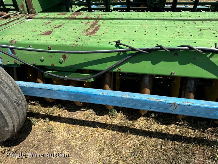 image for item DQ6926 John Deere 9300 grain drill