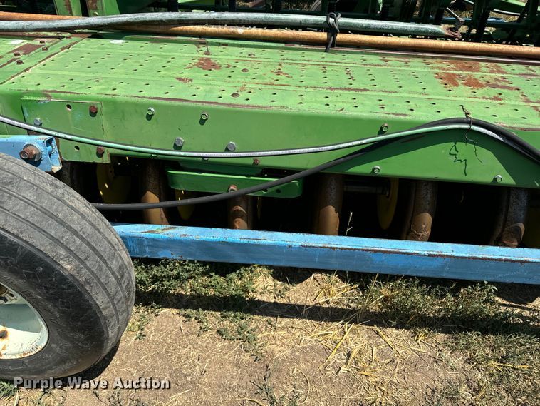 image for item DQ6926 John Deere 9300 grain drill