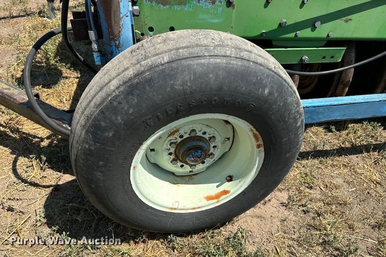 image for item DQ6926 John Deere 9300 grain drill