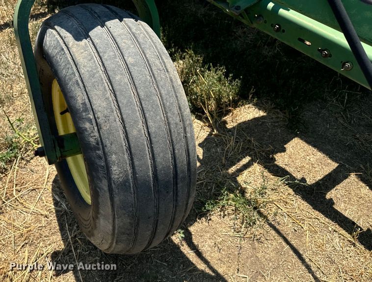 image for item DQ6926 John Deere 9300 grain drill