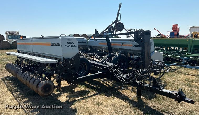 image for item DQ6927 Crust Buster 3200 TS grain drill