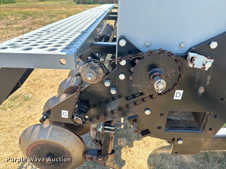 image for item DQ6927 Crust Buster 3200 TS grain drill