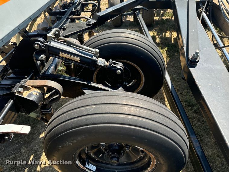 image for item DQ6927 Crust Buster 3200 TS grain drill