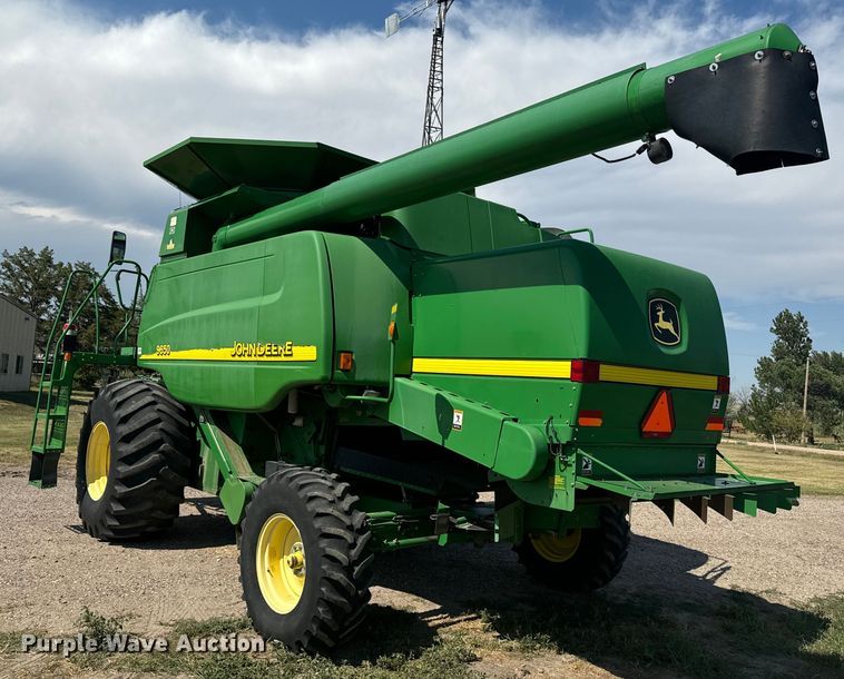 image for item DQ6929 2003 John Deere 9650 combine