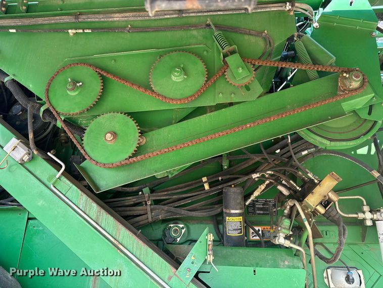 image for item DQ6929 2003 John Deere 9650 combine