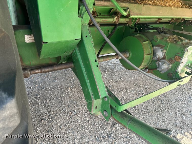 image for item DQ6929 2003 John Deere 9650 combine