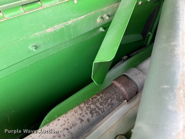 image for item DQ6929 2003 John Deere 9650 combine