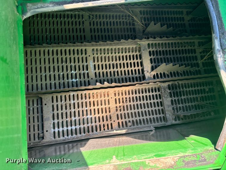 image for item DQ6929 2003 John Deere 9650 combine