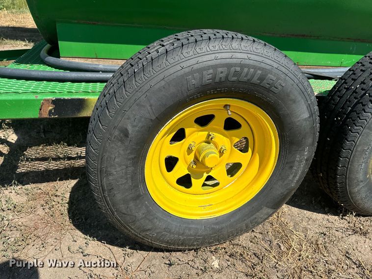 image for item DQ6930 Fuel trailer