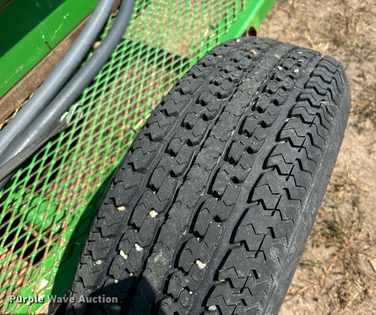 image for item DQ6930 Fuel trailer