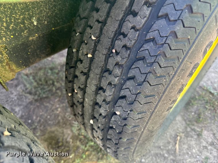 image for item DQ6930 Fuel trailer