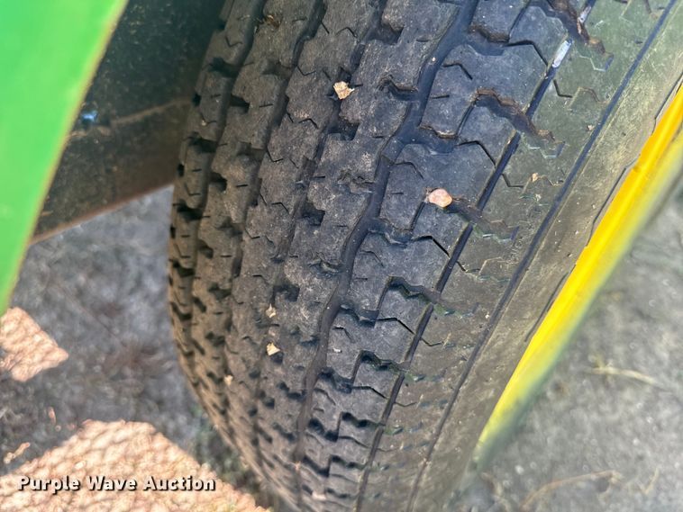 image for item DQ6930 Fuel trailer