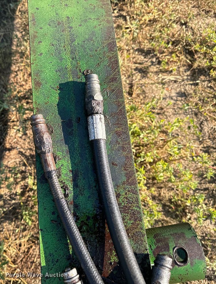 image for item DQ6933 John Deere 1650 chisel