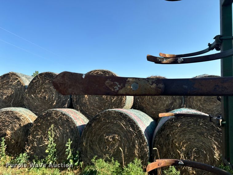 image for item DQ6933 John Deere 1650 chisel