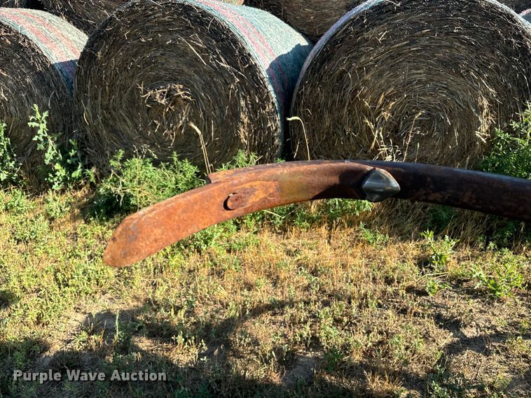 image for item DQ6933 John Deere 1650 chisel