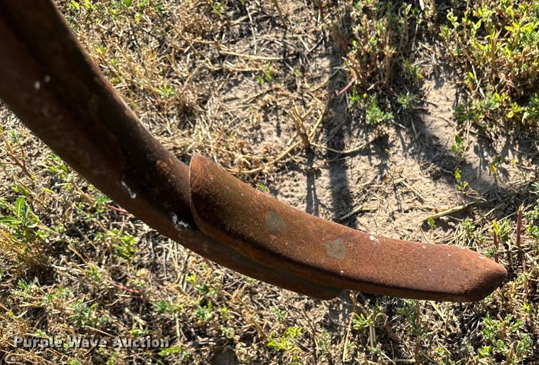 image for item DQ6933 John Deere 1650 chisel