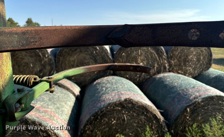 image for item DQ6933 John Deere 1650 chisel