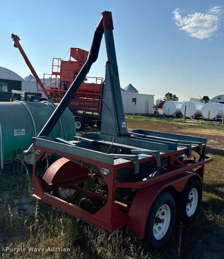 image for item DQ6934 Seed tender