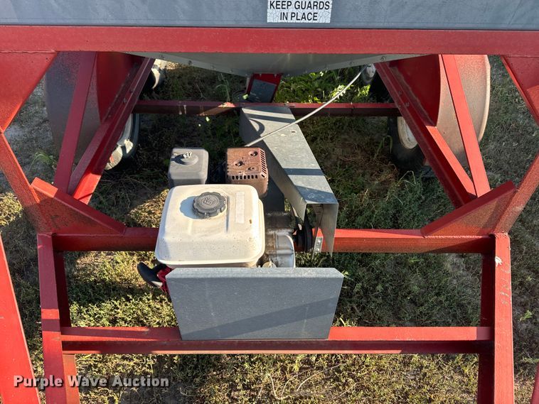 image for item DQ6934 Seed tender